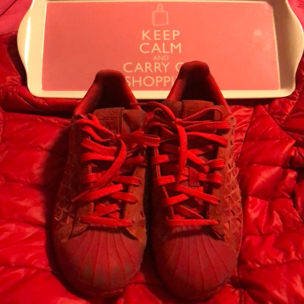 ❤️ADIDAS SNEAKERS ❤️WEEKEND SALE IS OVER SORRY 😐